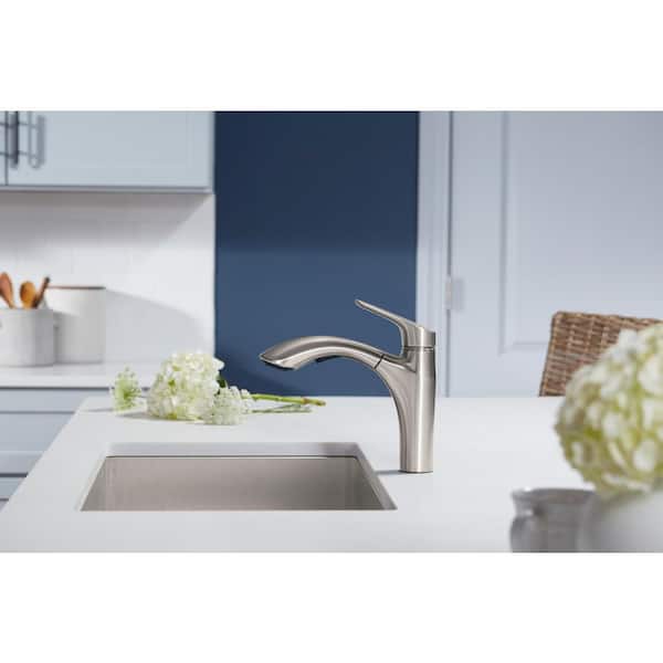 Rival Single Handle Pull-Out Kitchen Sink Faucet with 2-Function Sprayhead in Vibrant Stainless