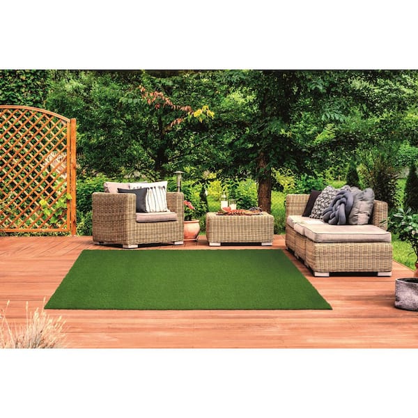 Turf 6 ft. x 9 ft. Green Artificial Grass Rug