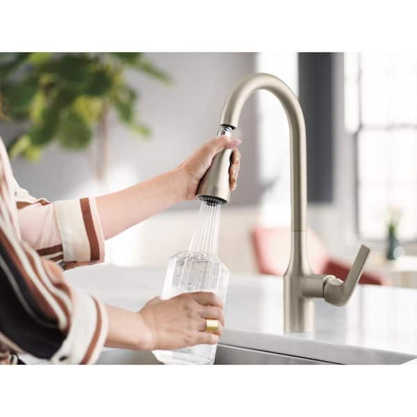 Milton Single-Handle Pull-Down Sprayer Kitchen Faucet with Reflex and Power Clean Attachments in Spot Resist Stainless