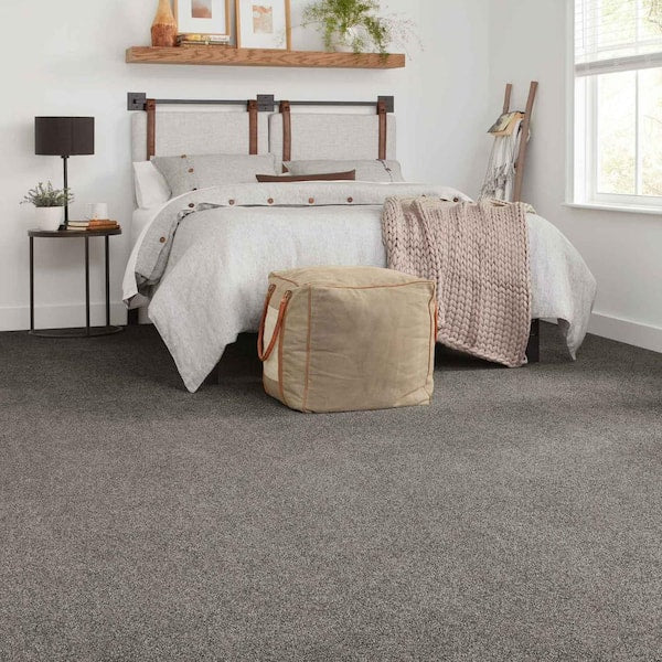 Tides Edge  - Wind Chime - Gray 50 oz. Triexta Texture Installed Carpet