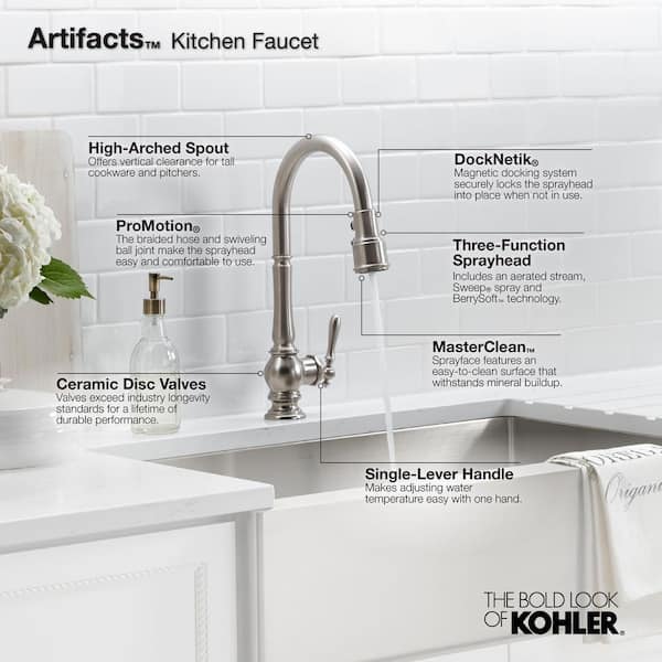 Artifacts Single-Handle Pull-Down Sprayer Kitchen Faucet in Vibrant Stainless