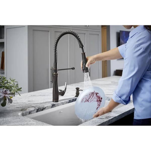 Bellera Single-Handle Semi-Professional Pull Down Sprayer Kitchen Faucet in Oil-Rubbed Bronze