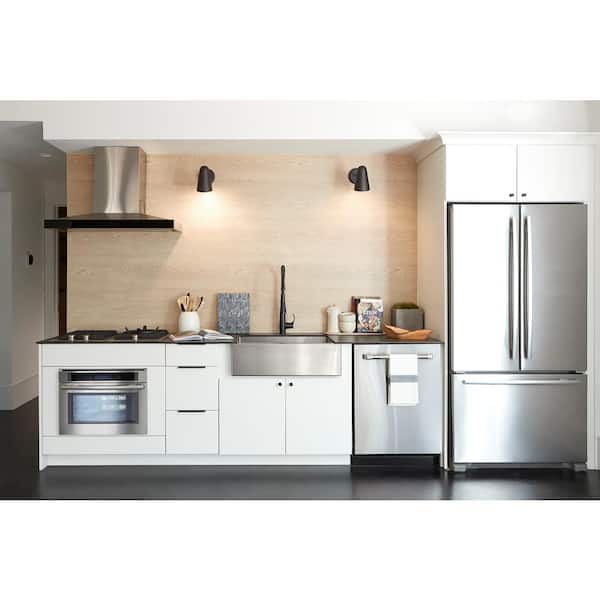 Simplice Single-Handle Pull-Down Sprayer Kitchen Faucet in Matte Black