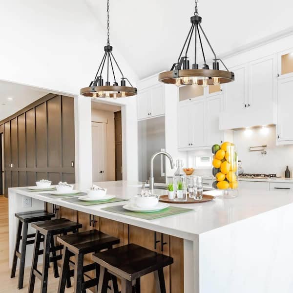 Brown Round Chandelier, Rustic 5-Light Wagon Wheel Black Chandelier Farmhouse Island Pendant Light with Wood Accents