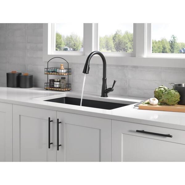 Westville Single Handle Pull Down Sprayer Kitchen Faucet in Matte Black