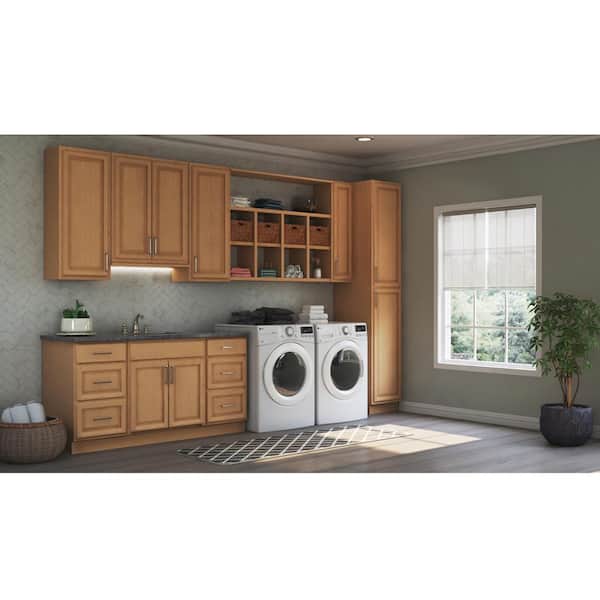 Hampton 30 in. W x 21 in. D x 34.5 in. H Assembled, Bathroom Base Cabinet in Medium Oak without Shelf