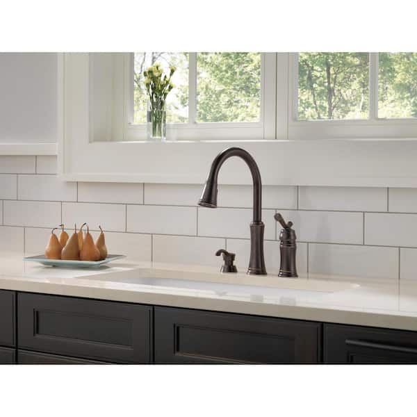 Lakeview Single-Handle Pull-Down Sprayer Kitchen Faucet with Soap Dispenser in Venetian Bronze