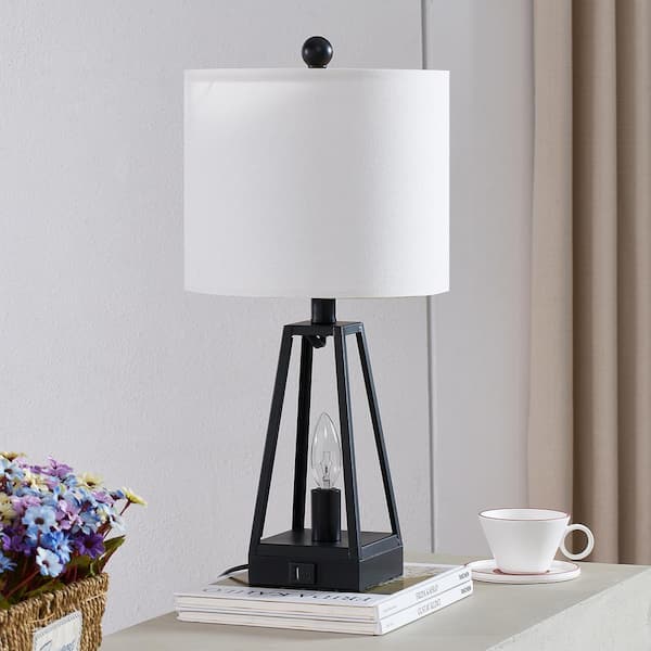Chicago 20 .5 in. Black Table Lamp with USB with Type C/USB Port
