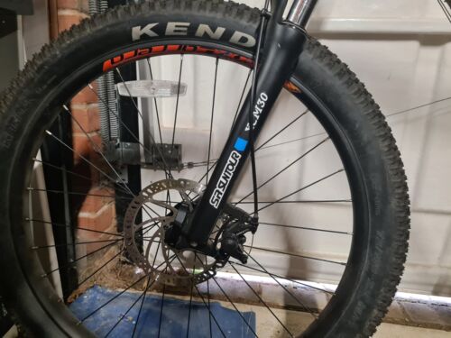 Carrera vendetta medium frame 27.5 wheel fat tyres mountain bike