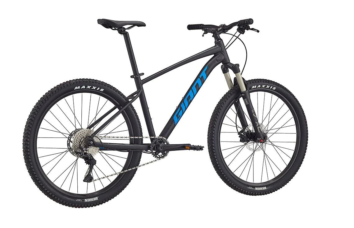 NEW GIANT TALON 1  MOUNTAIN BIKE  LARGE. COLOUR BLACK