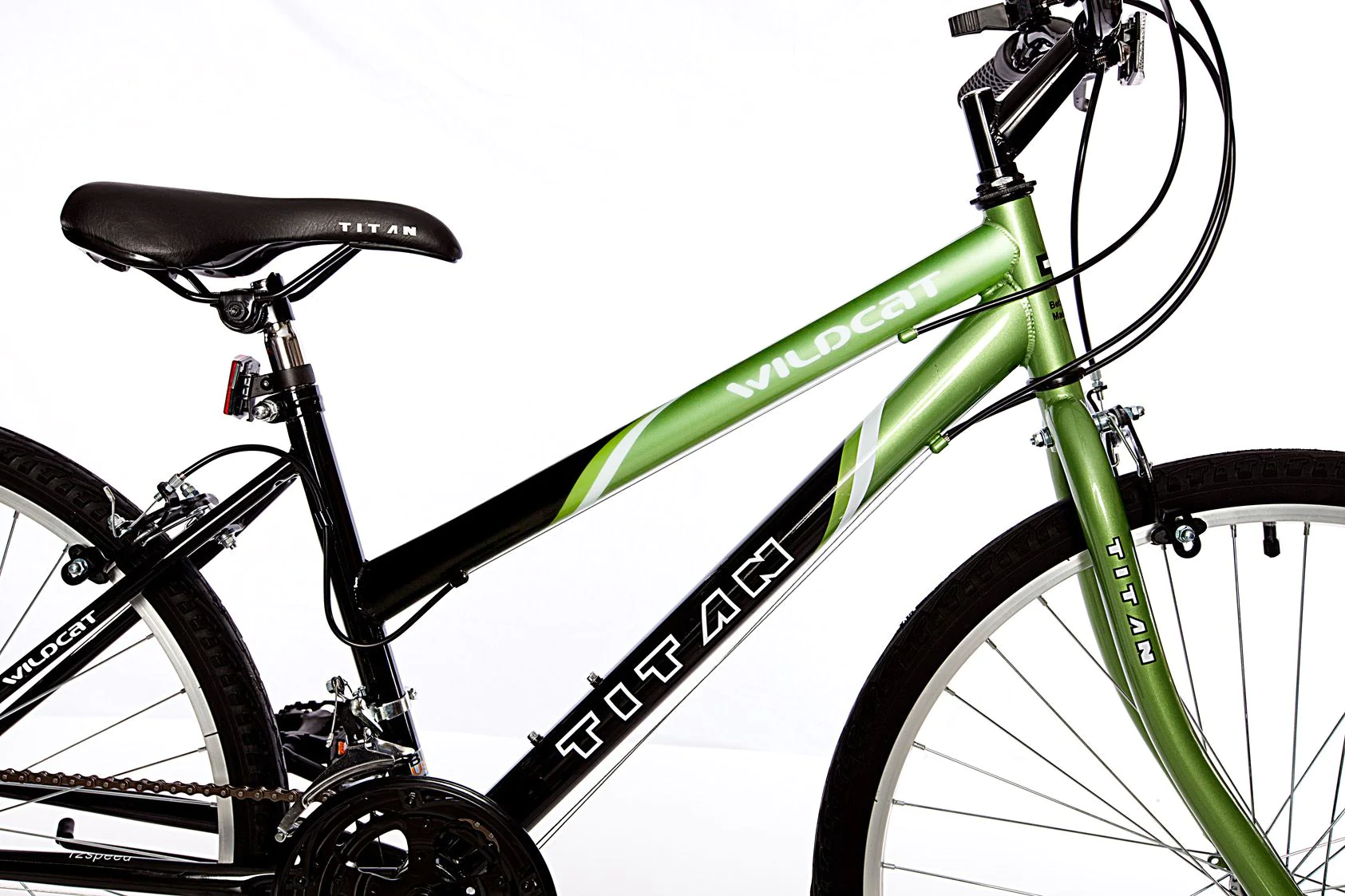 Titan 101-8315 Wildcat Women&s;s 12-Speed Green/Black Mountain Bike