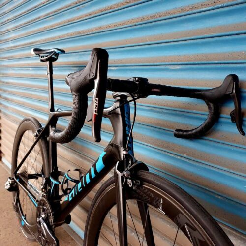 Giant TCR Advanced SL 0 SRAM RED eTap Carbon Road Bike - Quarq - Ceramic Speed