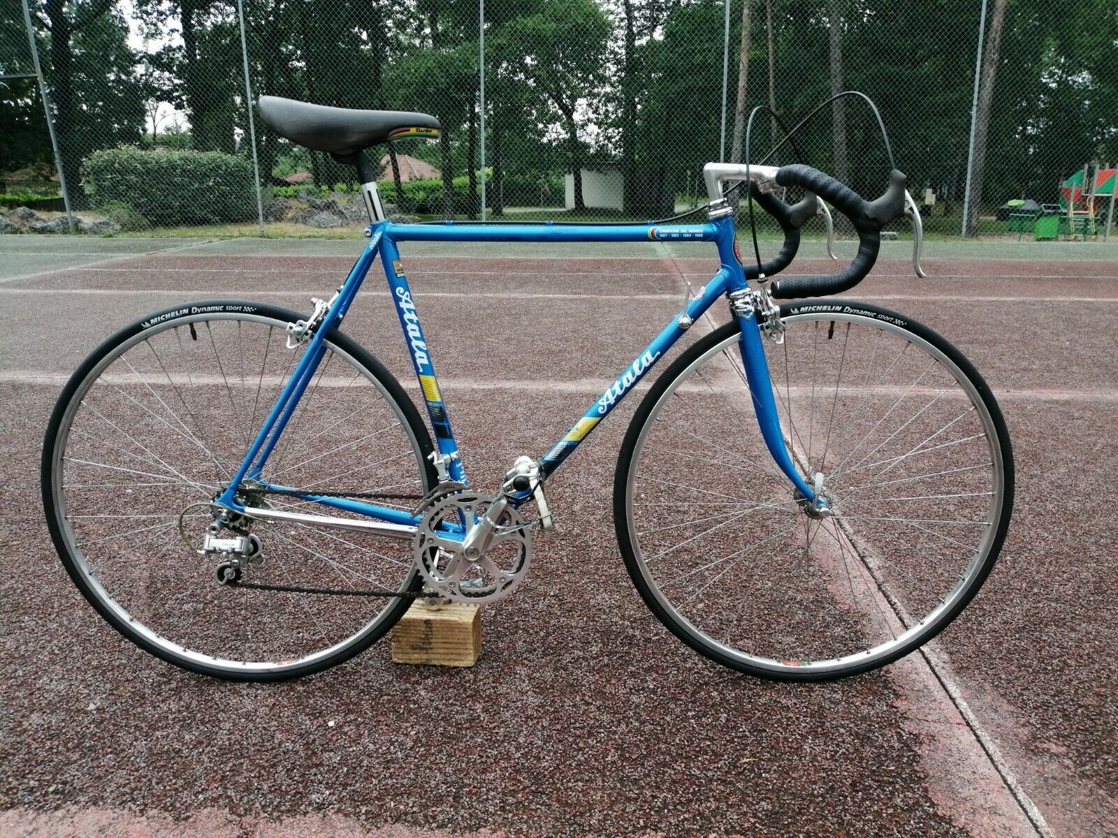 Atala, Suntour Cyclone Racing Bike