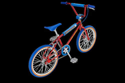 2022 Mongoose Supergoose Red