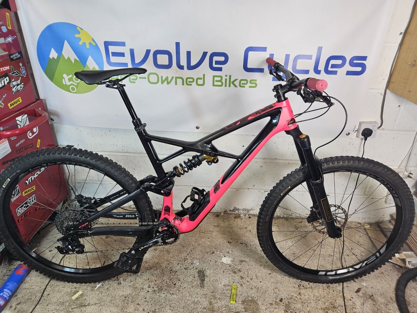 2018 Specialized Enduro Elite Carbon Mountain Bike 29 - XL Extra Large