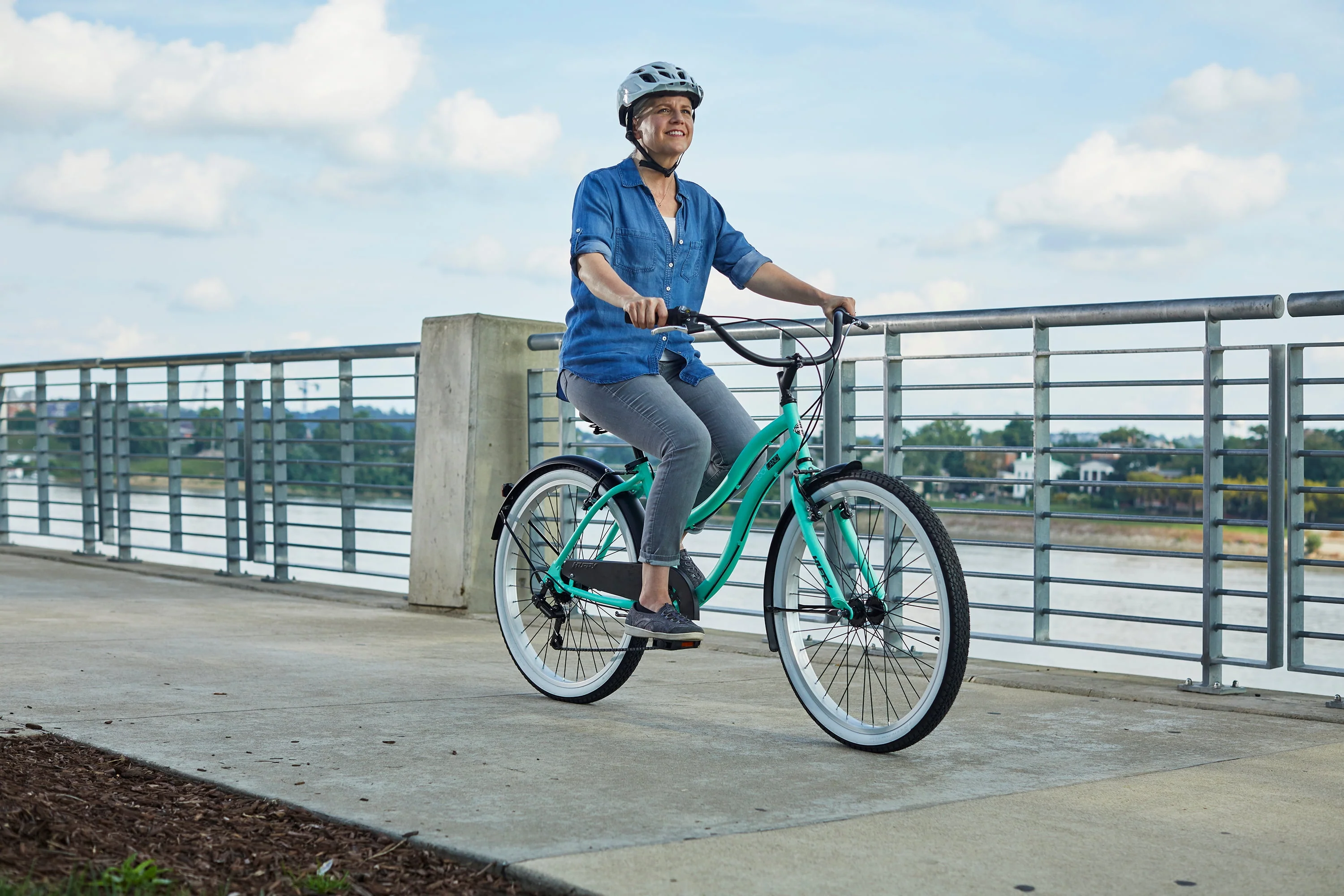 26-In. Women's Lockland 7-Speed Cruiser Bike, Sea Foam, Green