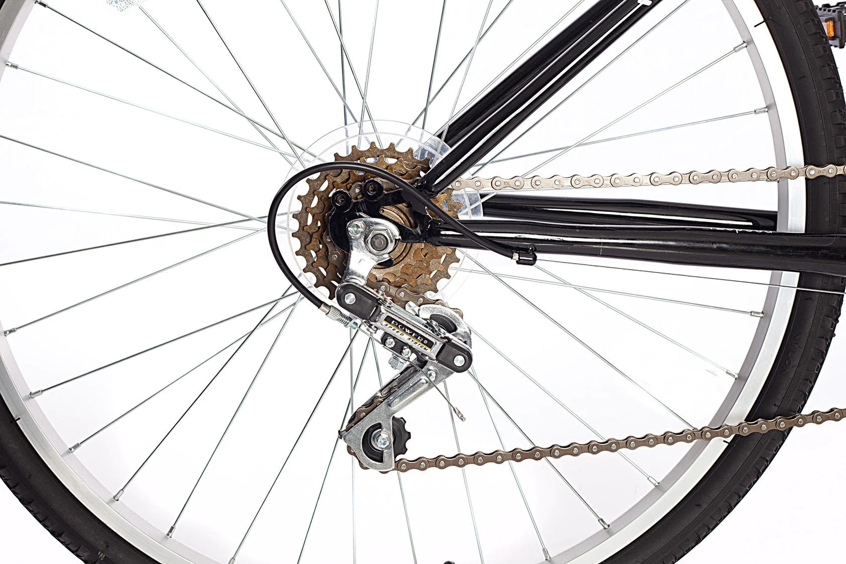 Titan 101-8315 Wildcat Women&s;s 12-Speed Green/Black Mountain Bike