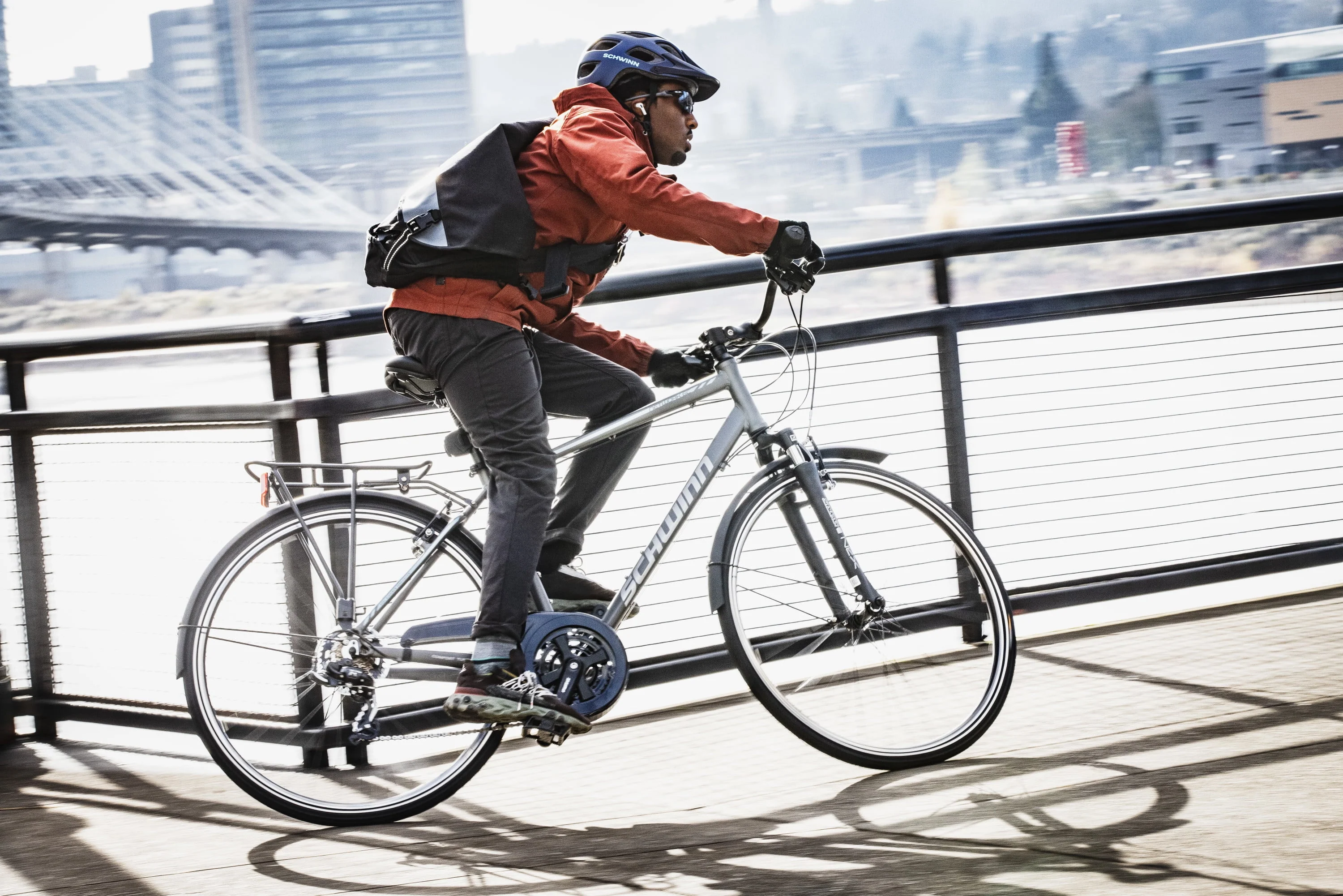 Schwinn Network 6c Hybrid Bike, 21 Speed, 19.5 inch Frame, 700c Wheels, Gray