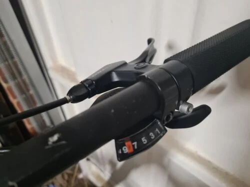 Carrera vendetta medium frame 27.5 wheel fat tyres mountain bike