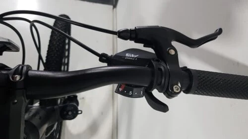 700c Hybrid road bike front suspension, dual disc 27 speed (3*9)