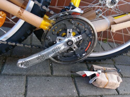 NOS MTB bike 21 in Re Act Shimano Alivio Shimano Acera X Tektro