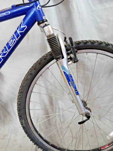 2008 Trek 820 MTB Bike 16.5" Small Hardtail Shimano SIS Altus Steel USA Shipper!