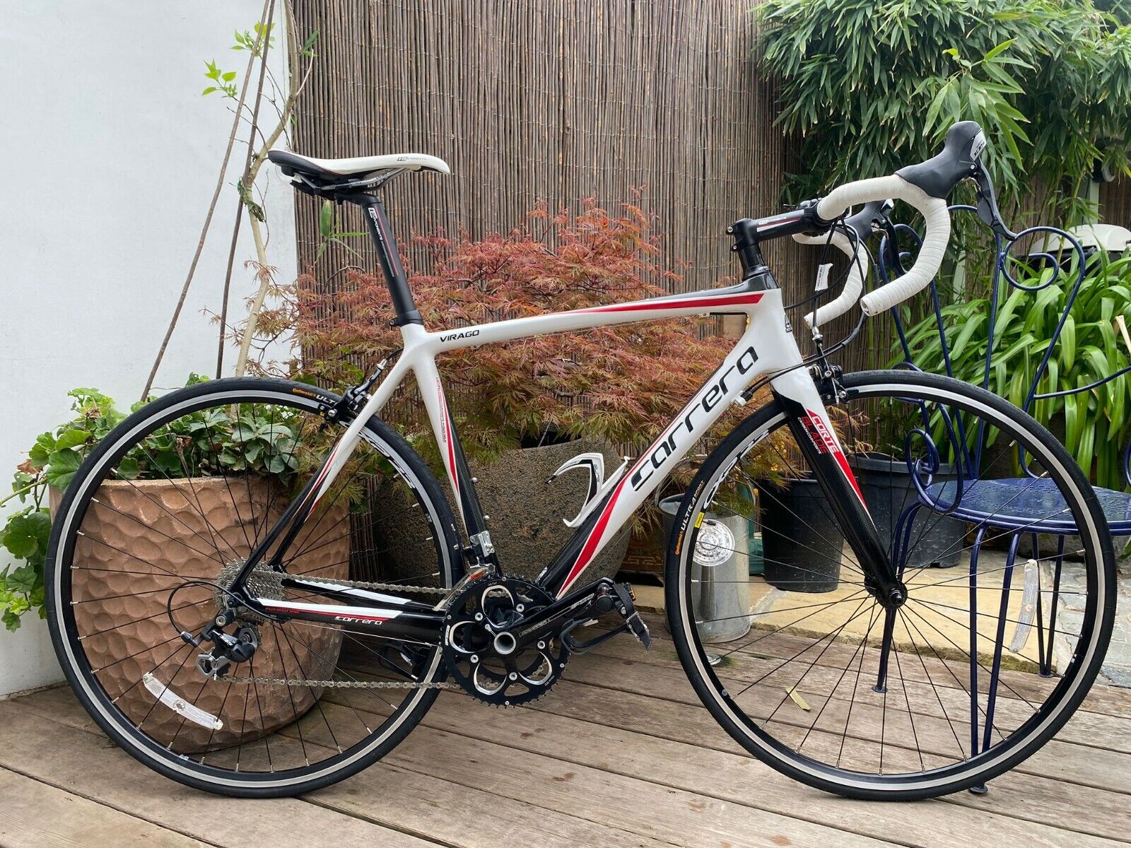 Fully Carbon Lightweight Road Bike Carrera Virago - 9.9/10