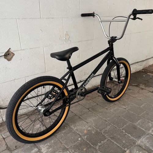 Fit Bike Co 2023 TRL XL 21" Toptube Trails BMX Bike Gloss Black