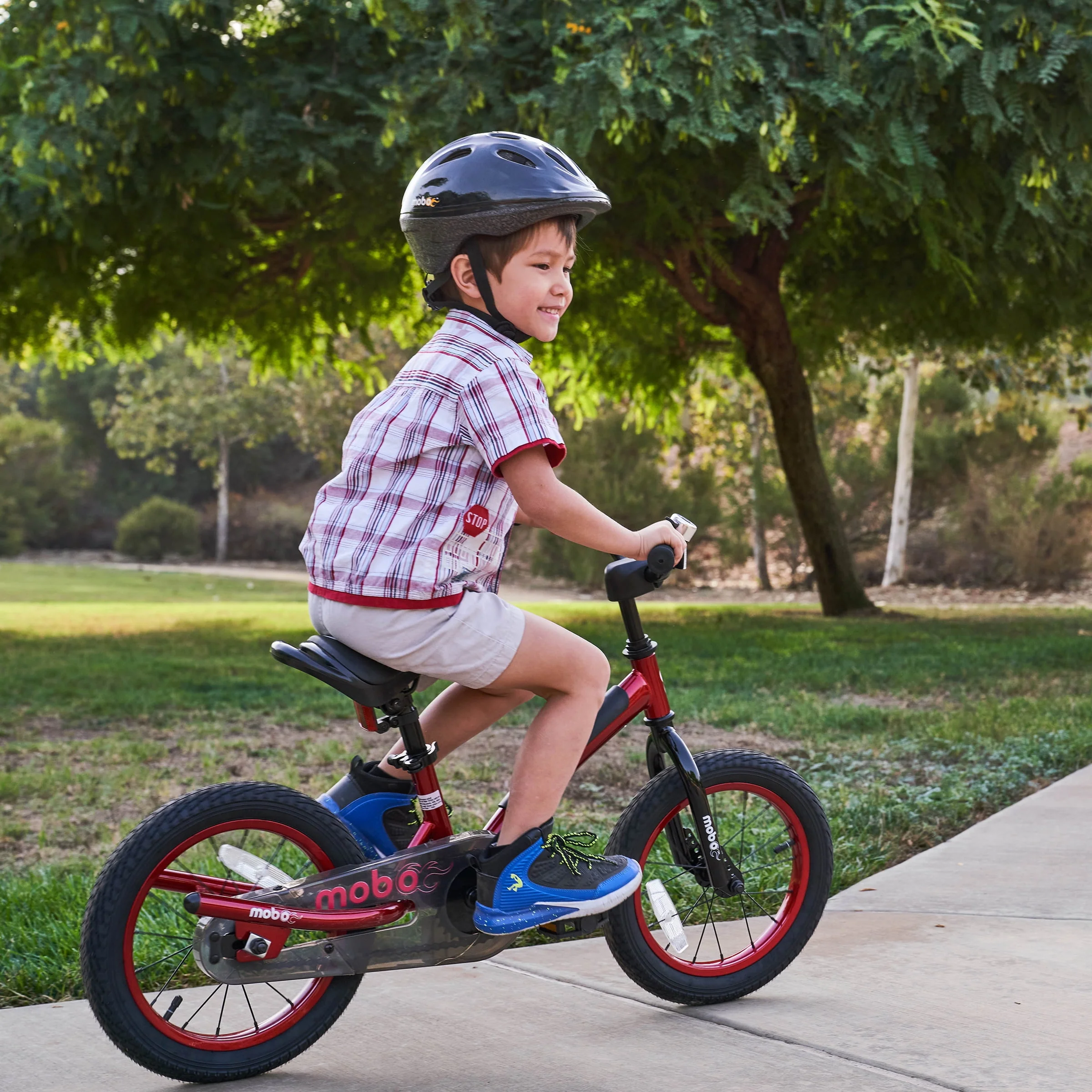 Mobo First 14in. Boy's Bike, Red