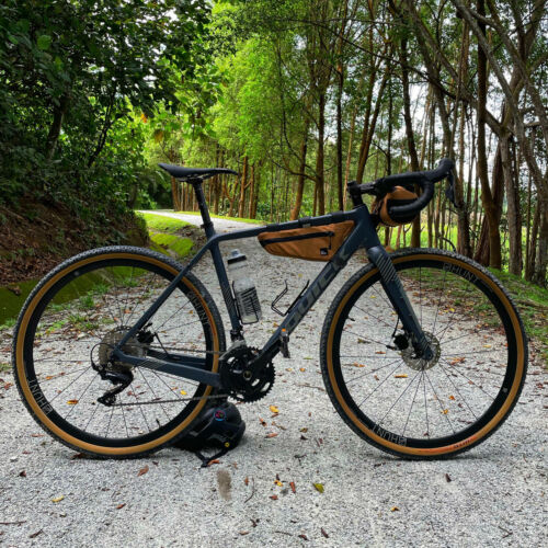 QUICK LANCER Carbon Fiber Gravel Bike