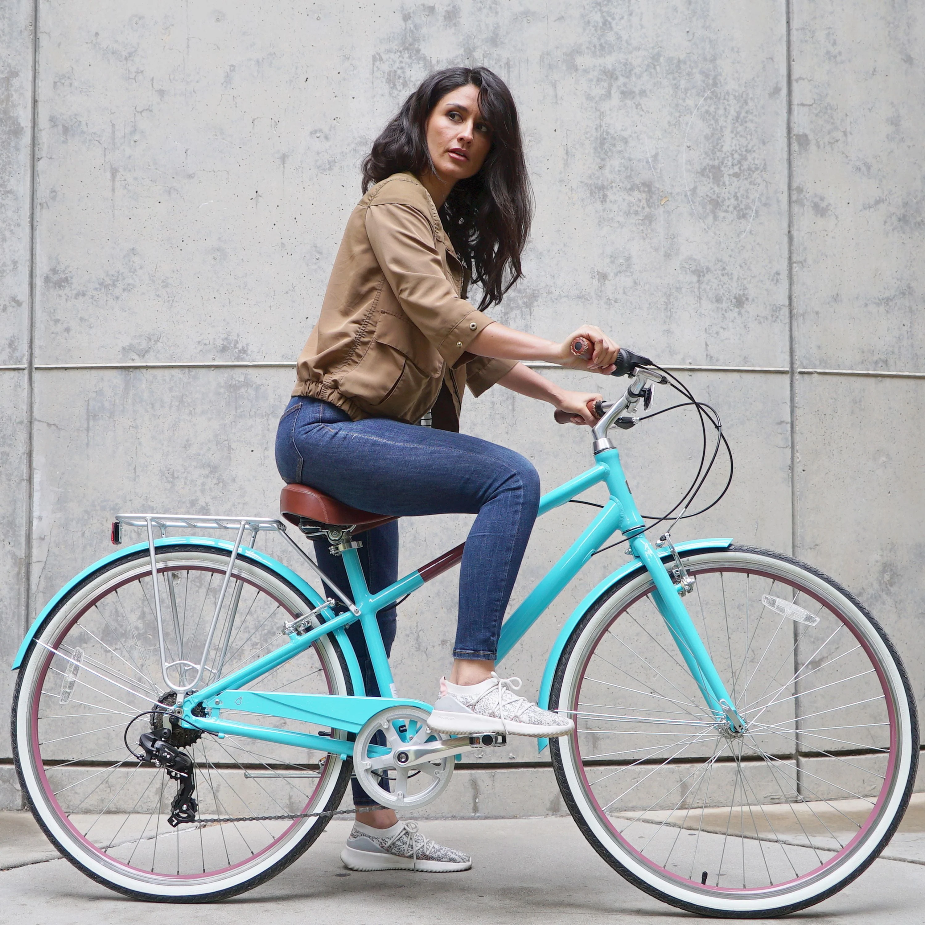 sixthreezero Reach Your Destination Women's 7-Speed Hybrid Bike with Rear Rack, 28 In. Wheels, Teal Blue