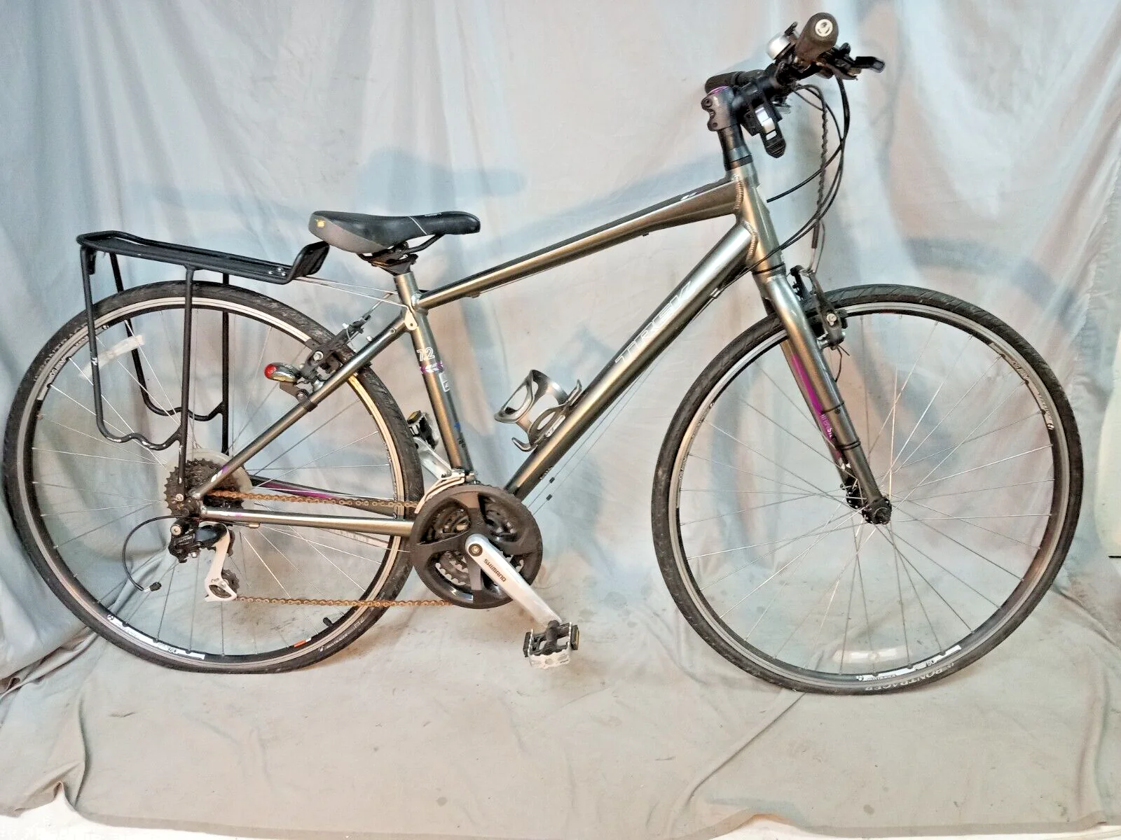 2012 Trek FX 7.2 City Hybrid Bike 17" Medium Shimano V-Brakes Fast USA Shipper!!