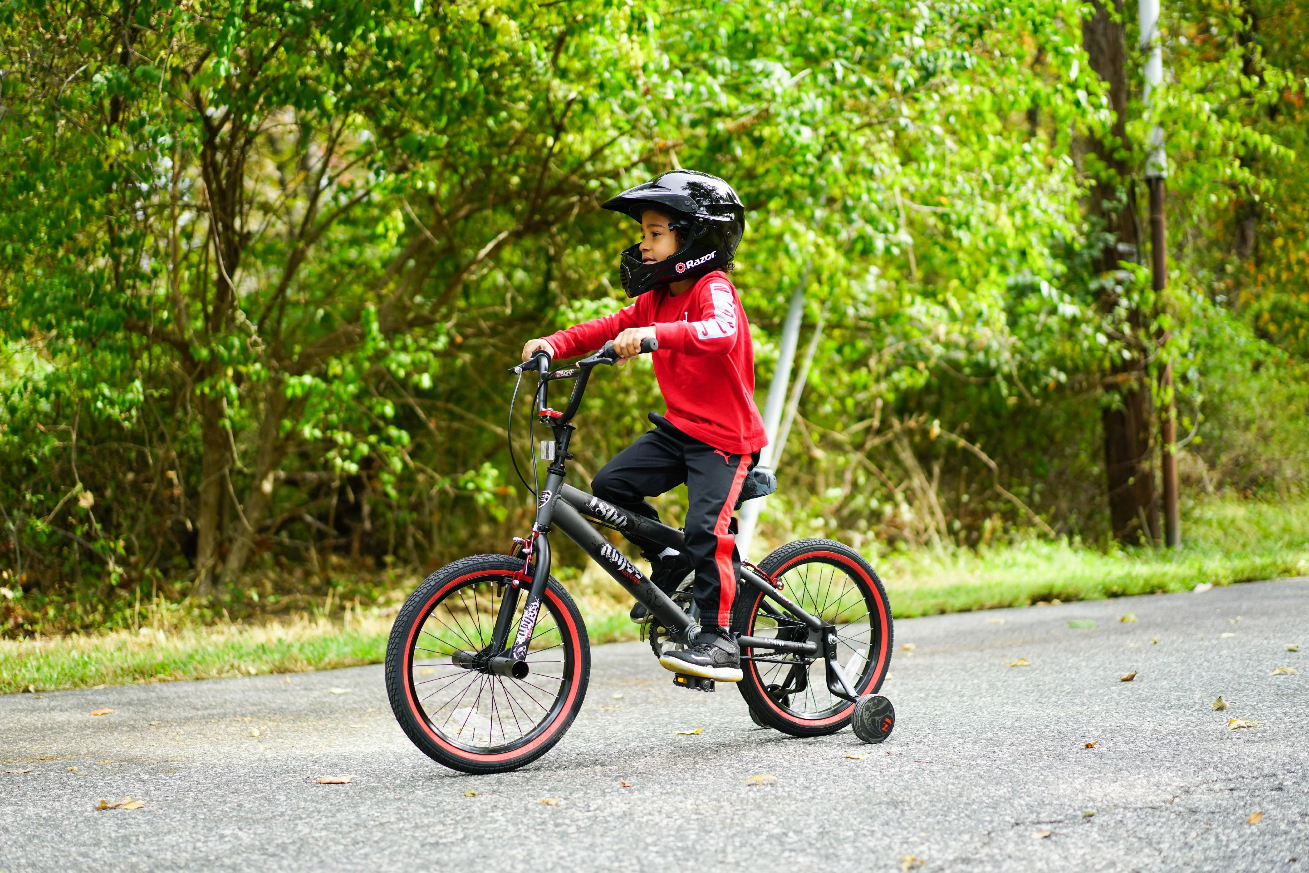 18 In. Abyss Boy's Freestyle BMX Bike, Charcoal Gray