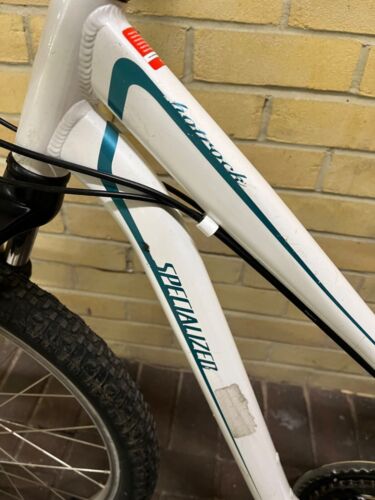 Specialized Hotrock 24inch Wheel Kids Mountain Bike White