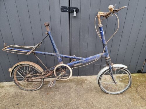 Blue Moulton Deluxe 4 Speed Bicycle Project