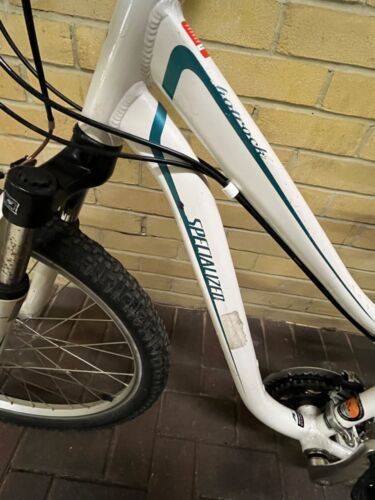 Specialized Hotrock 24inch Wheel Kids Mountain Bike White