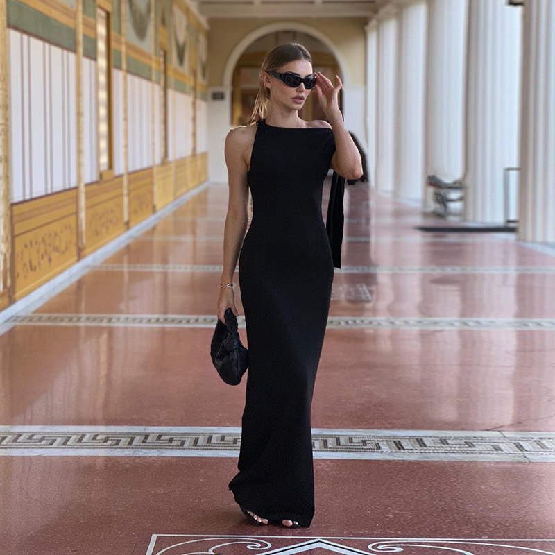 Summer 2024 new style sexy hip-wrapped long skirt Fashion style simple strap dress for women