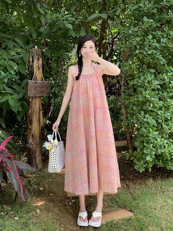 Pink suspender dress for women summer skirt dopamine seaside mid-length skirt sweet lazy style loose suspender skirt