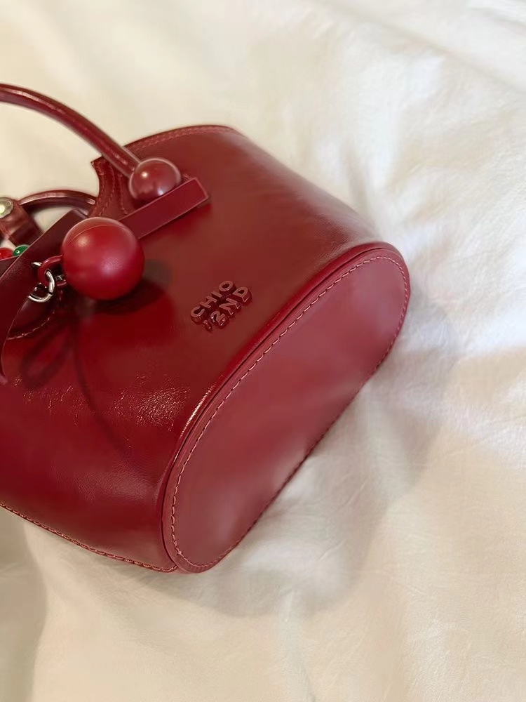 Cherry Love Hand Tote Bag Women's 2024 New High-end Shoulder Crossbody Bag