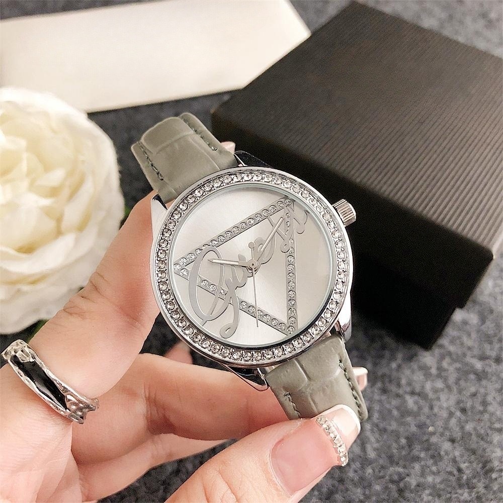 Women's watch niche diamond inverted triangle watch temperament quartz watch waterproof fashion watch female