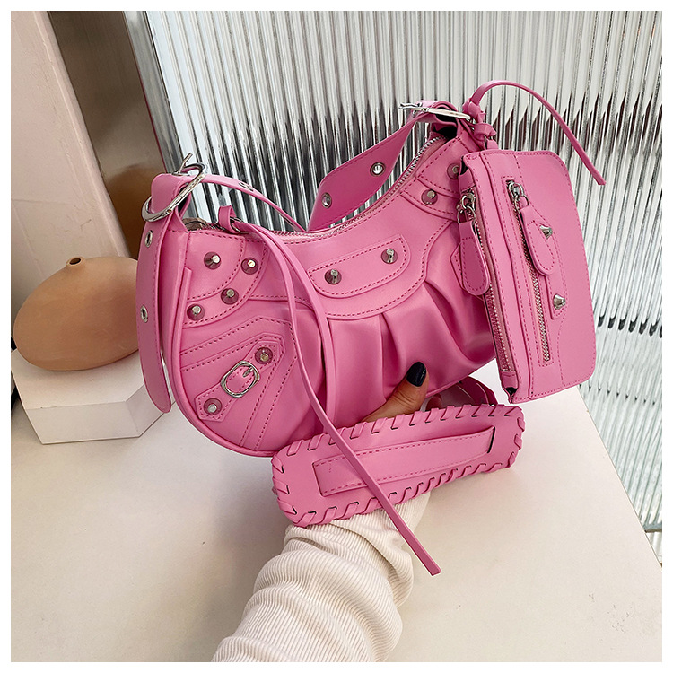 Diagonal pleated single shoulder women's retro rivet bag