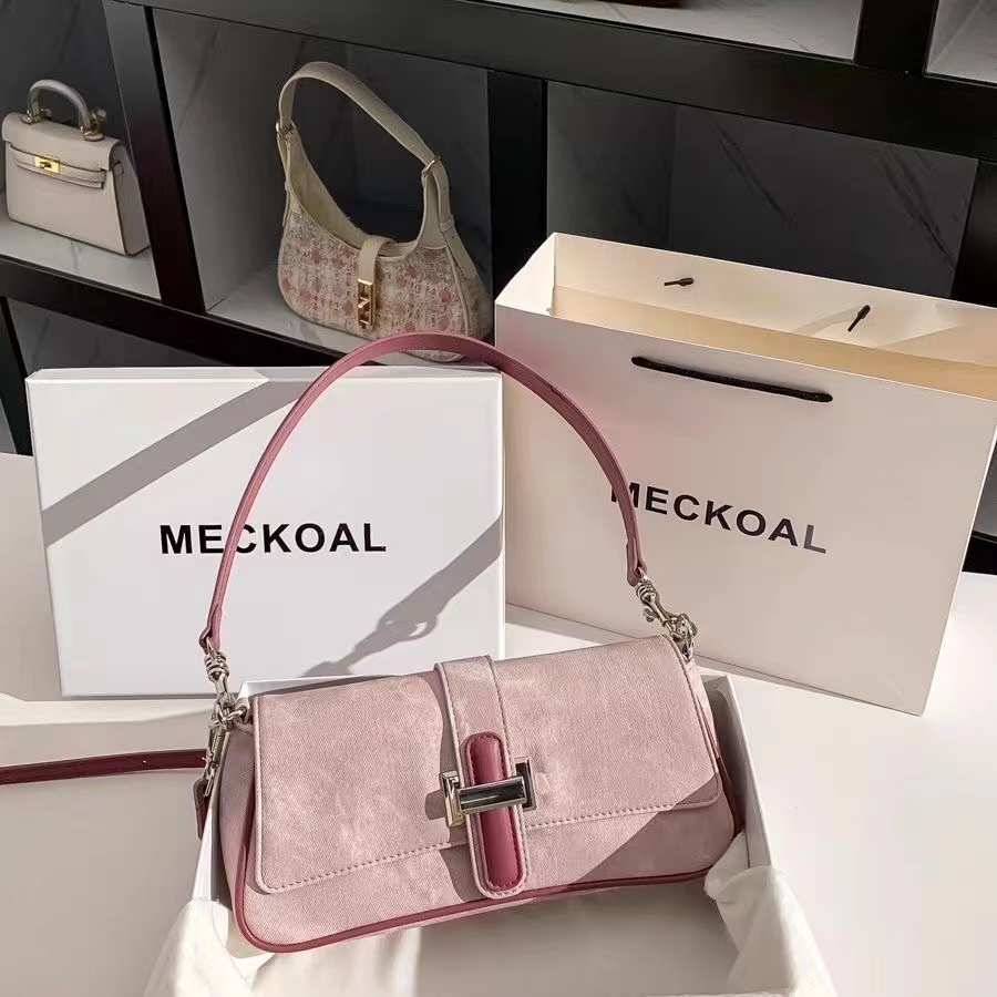 Denim baguette bag women's fashion 2024 retro high-end texture high-value niche original hand-held underarm bag simple