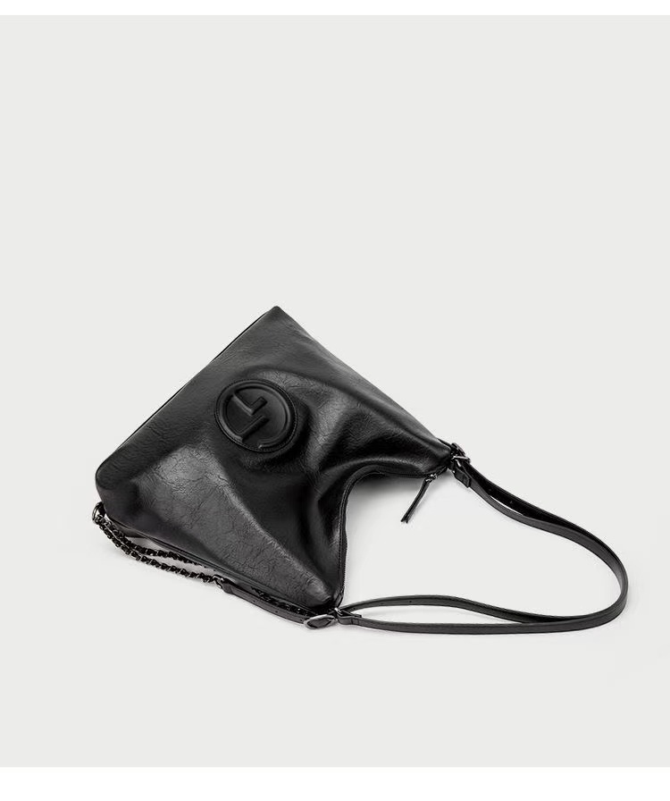 Small soft leather tote bag for women large capacity fashionable cowhide large bag texture commuter backpack for women