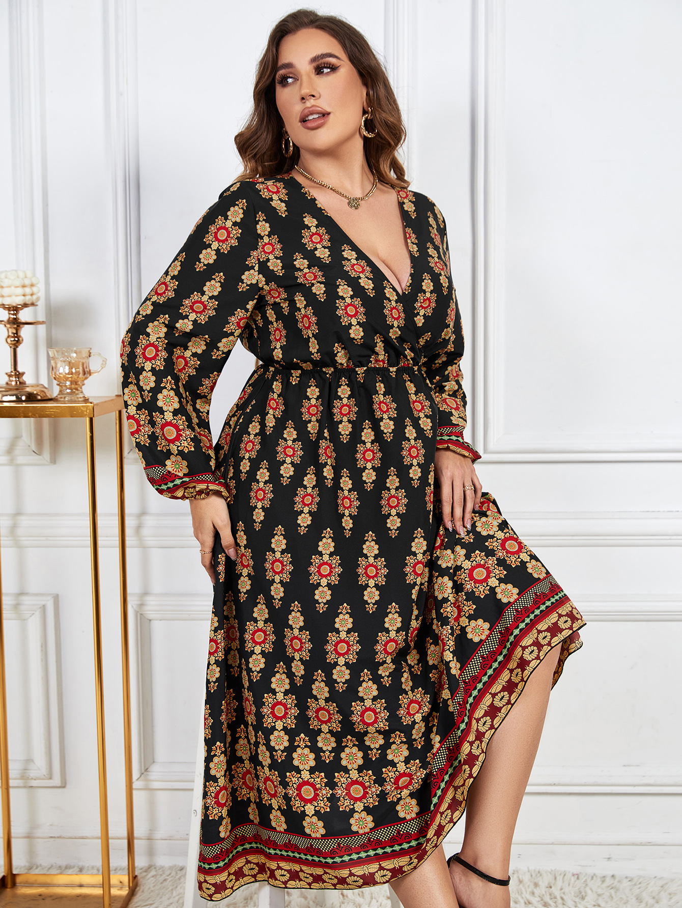 Plus Size Women V-Neck Long Sleeve Printed Dress