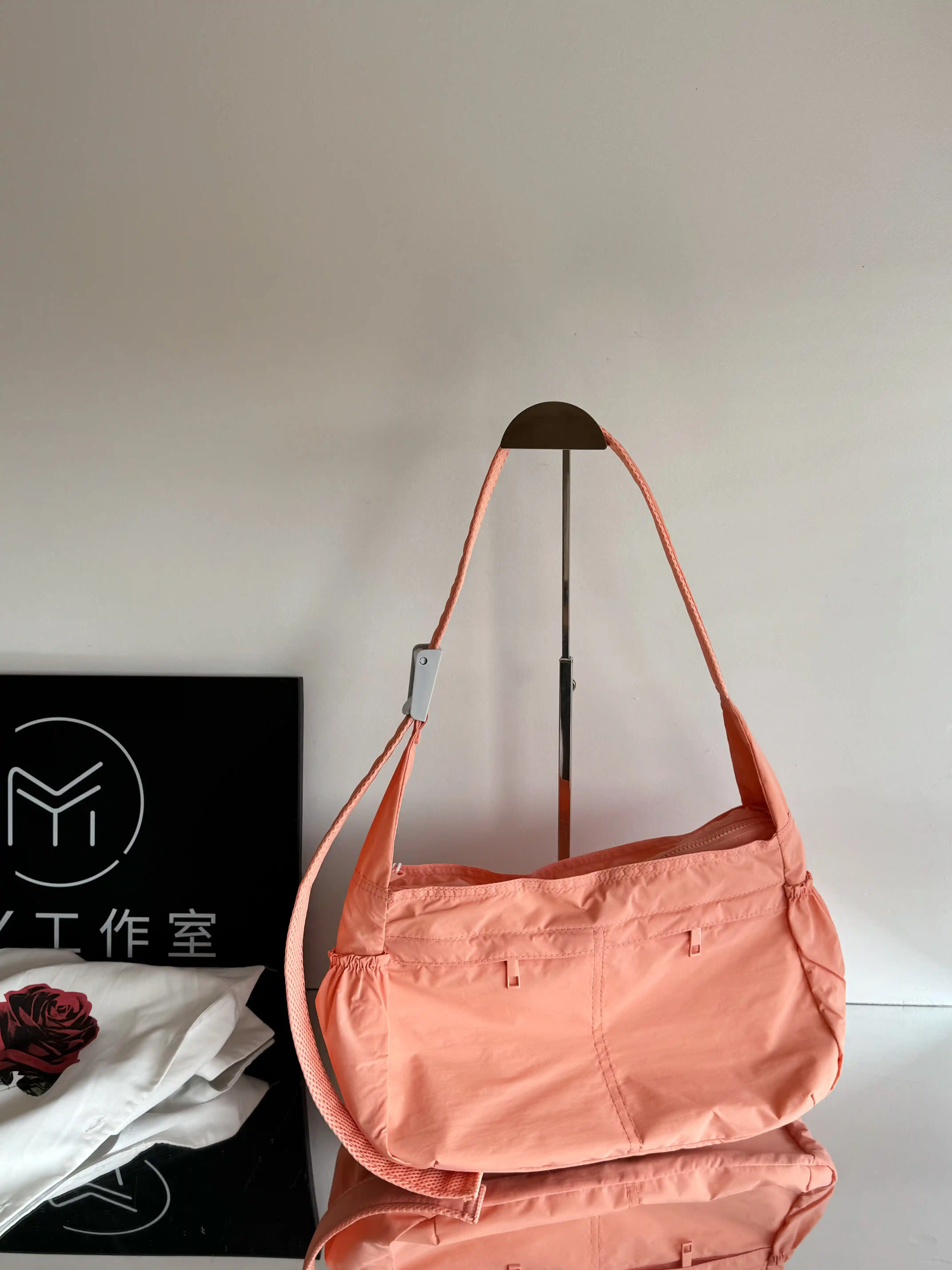 MY new sunscreen waterproof lightweight canvas bag with multiple pockets, large capacity, casual and versatile shoulder messenger bag for women