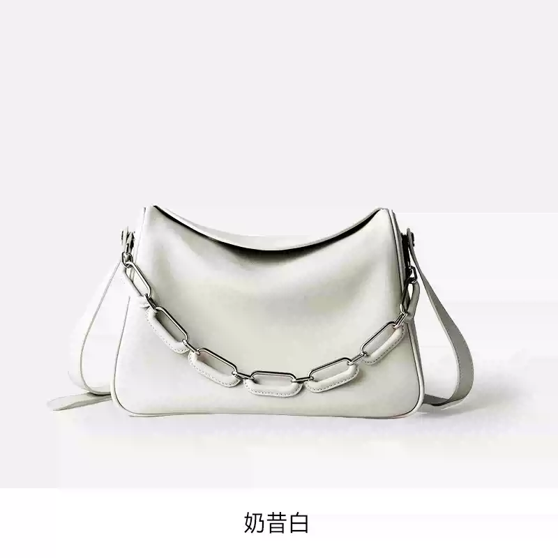 Toast bag for women, large capacity, high-end texture, niche design chain, fashionable and popular shoulder bag