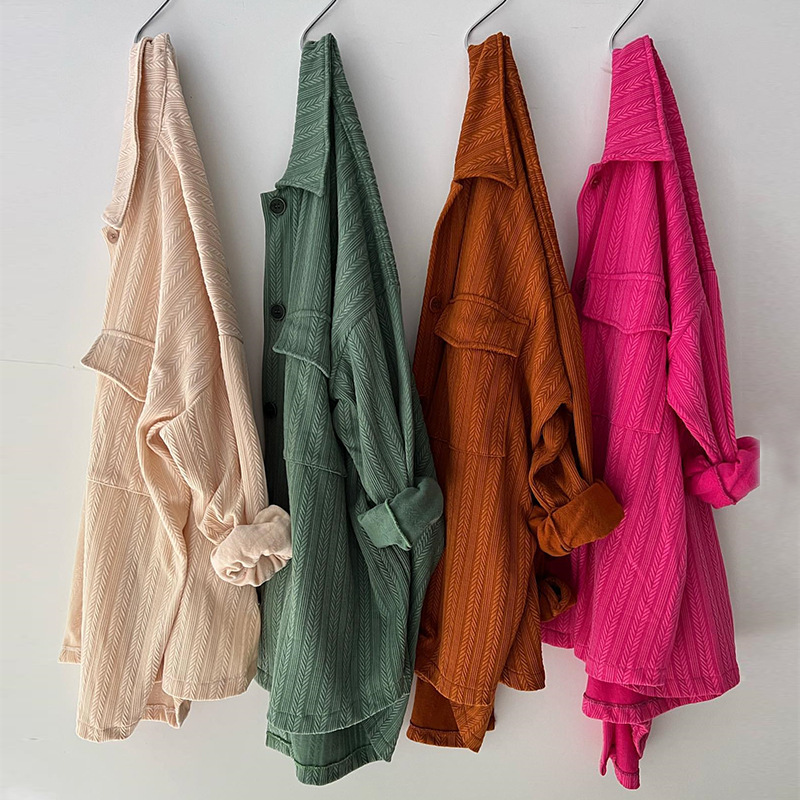 Women's Spring Loose Plus Size Patch Pockets Turndown Collar Long Sleeve Shirt