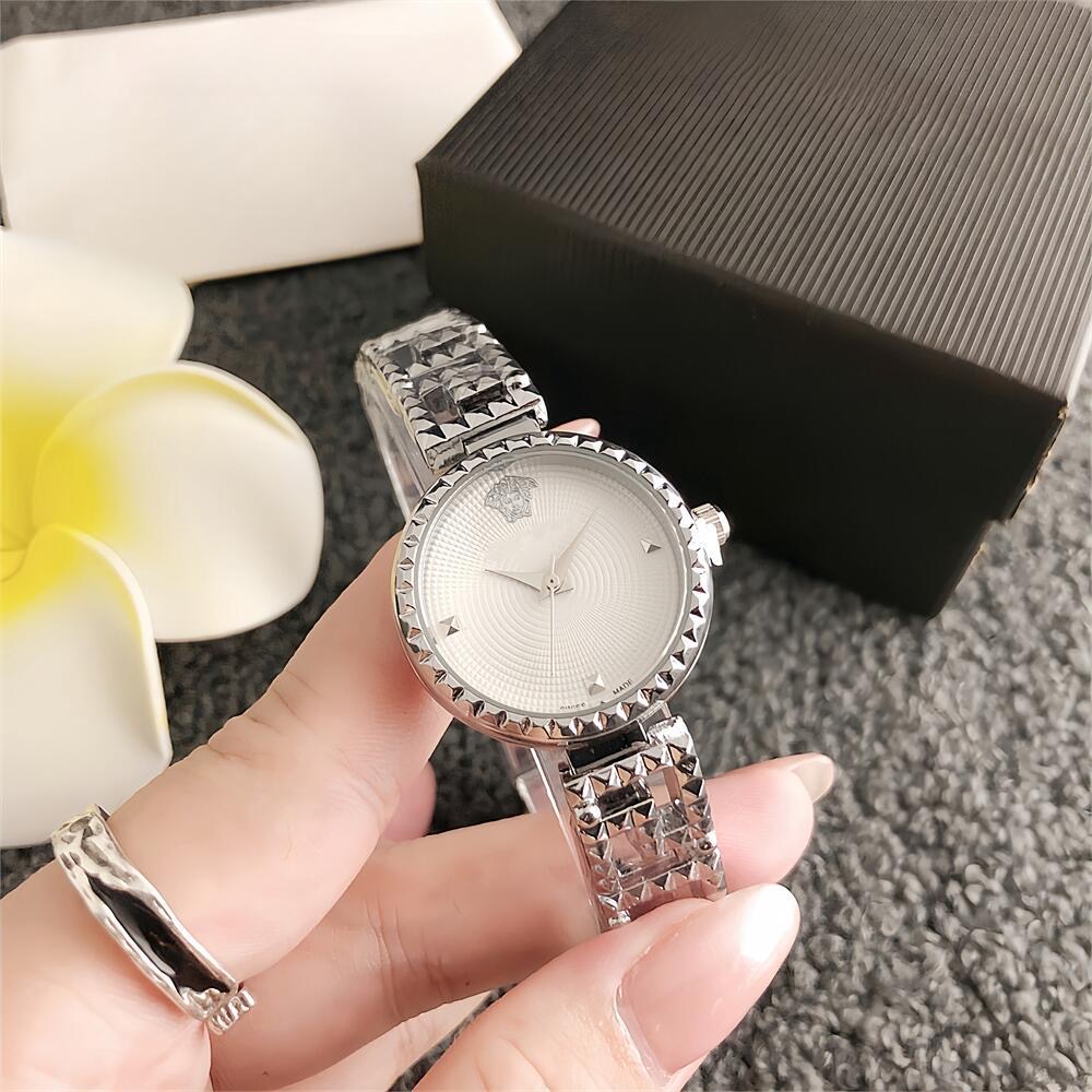 New Korean style small dial round steel belt versatile leisure sports neutral women's watch trendy fashion quartz women's watch