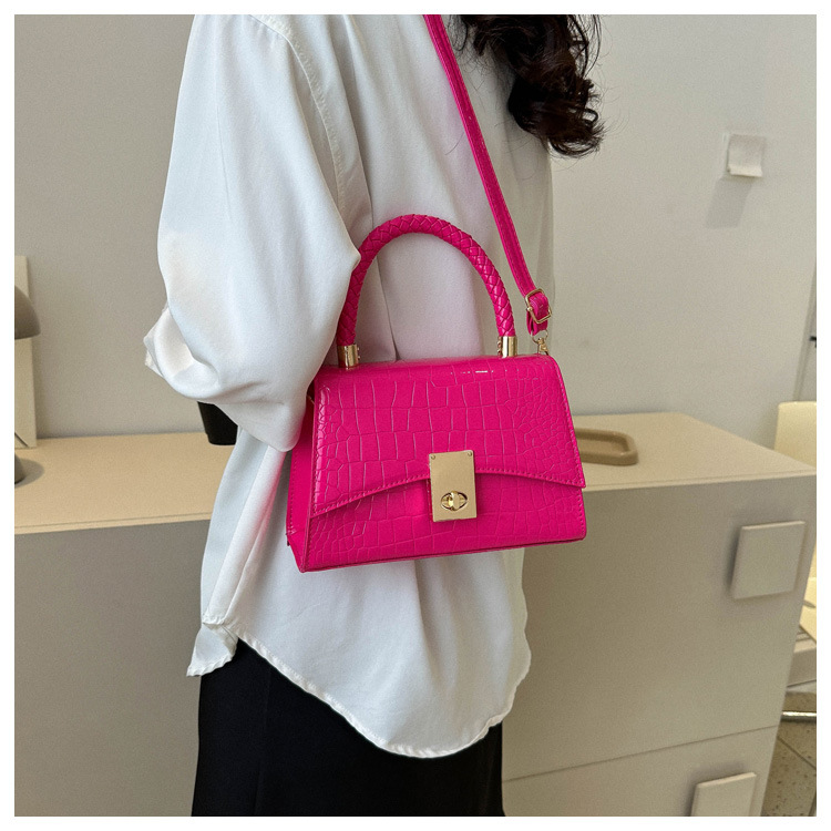 Popular Winter Retro Small Bag Women's Casual Textured Shoulder Messenger Bag