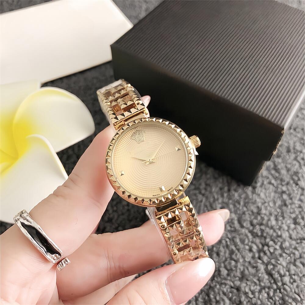 New Korean style small dial round steel belt versatile leisure sports neutral women's watch trendy fashion quartz women's watch